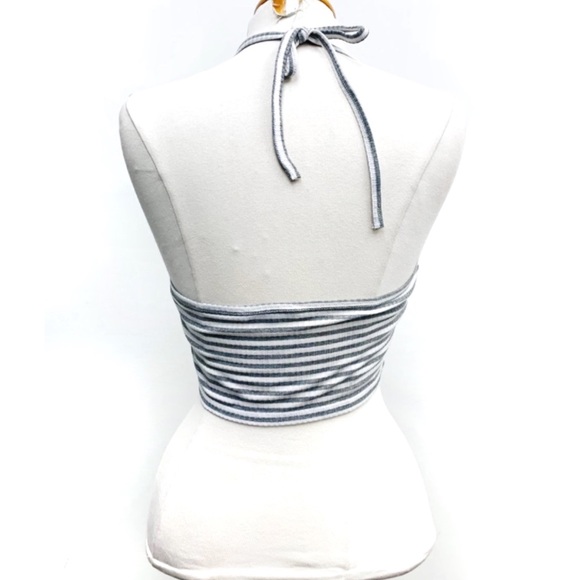 (Sold) Aritzia Wilfred Free Cropped Top - Picture 4 of 4